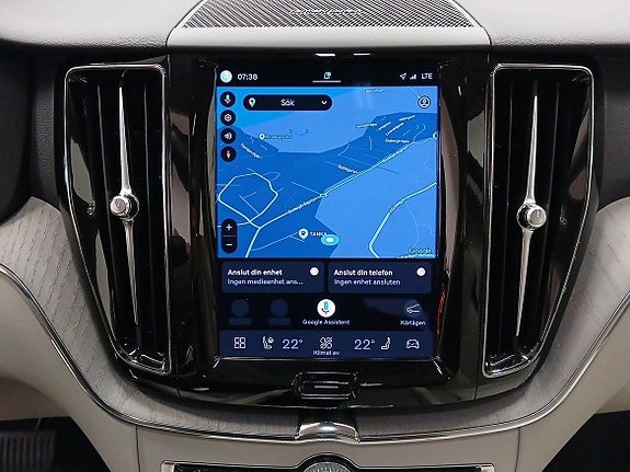Volvo XC60 12 of 19