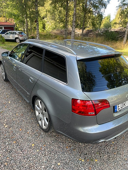 Audi A4 4 of 5