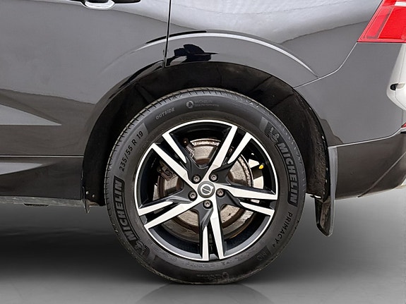 Volvo XC60 27 of 30