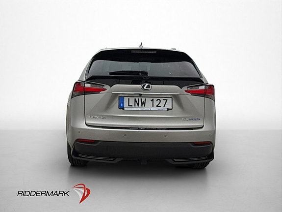 Lexus NX300h 6 of 30