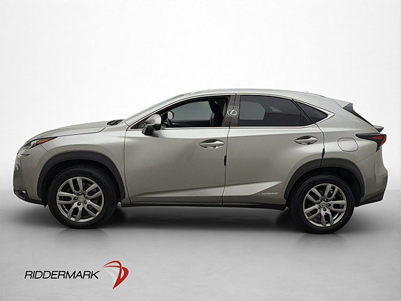 Lexus NX300h 4 of 30