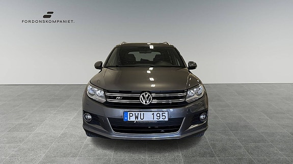 Volkswagen Tiguan 2 of 23