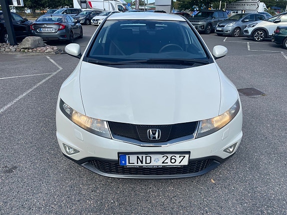 Honda Civic 2 of 7