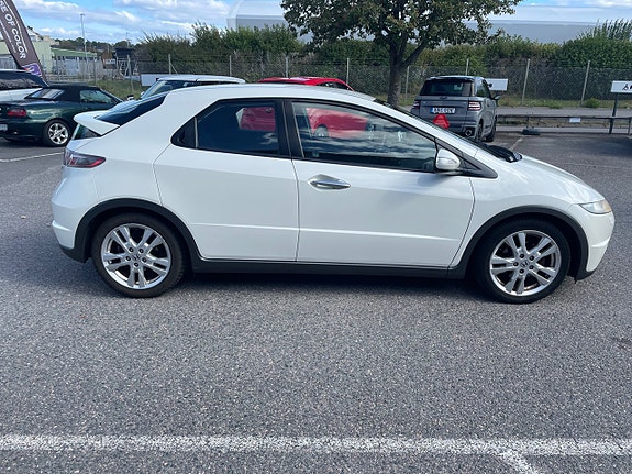 Honda Civic 4 of 7