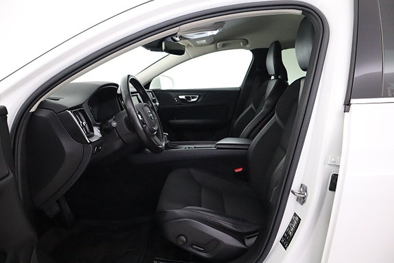 Volvo V60 10 of 23