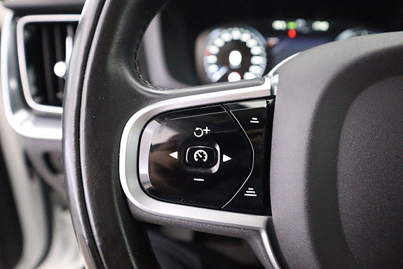 Volvo V60 13 of 23