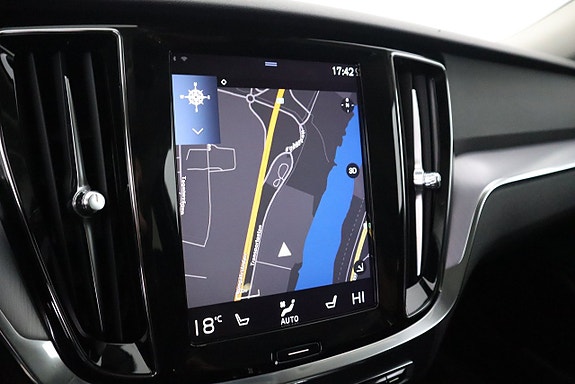 Volvo V60 15 of 23