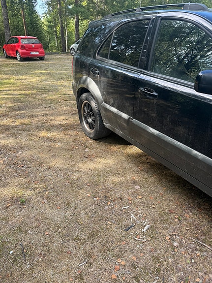 Kia Sorento 3 of 6