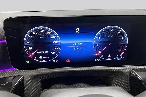 Mercedes-Benz A45 10 of 14