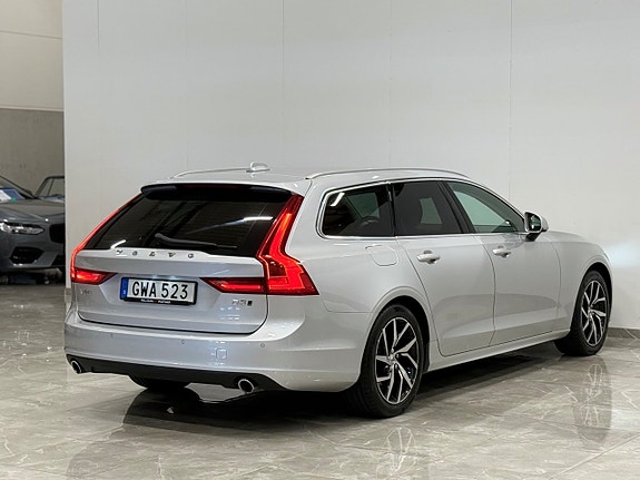 Volvo V90 5 of 26