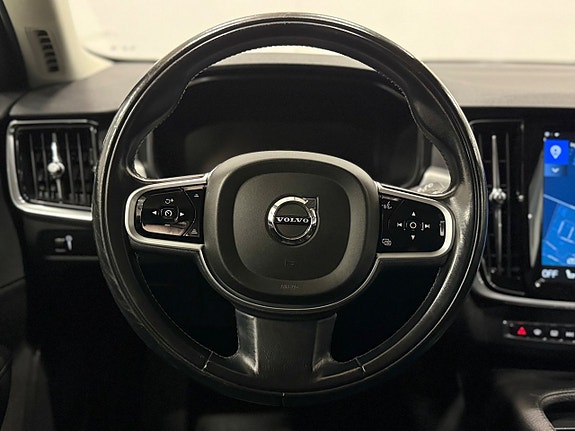 Volvo V90 23 of 26