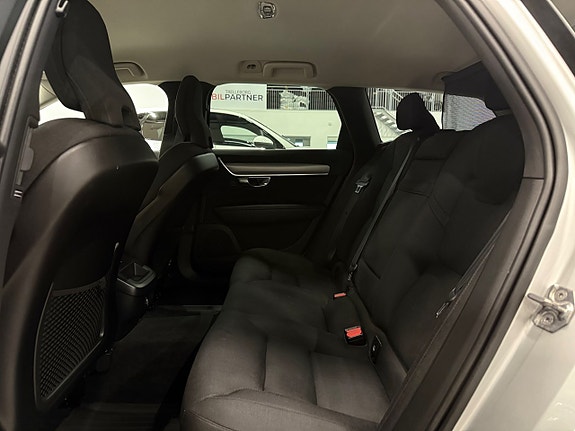 Volvo V90 13 of 26