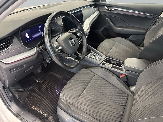 Skoda Octavia 6 of 25