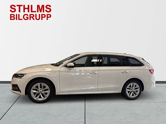 Skoda Octavia 2 of 25
