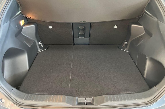 Toyota Yaris Cross 10 of 20