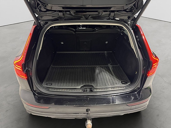 Volvo V60 Cross Country 11 of 21