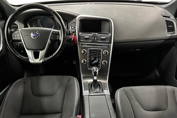 Volvo XC60 12 of 29