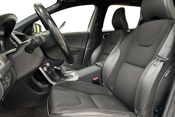 Volvo XC60 13 of 29