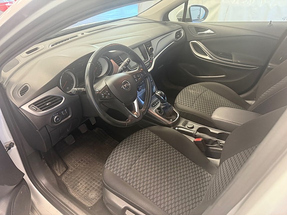 Opel Astra 4 of 9
