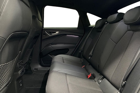 Audi Q4 e-tron 14 of 30