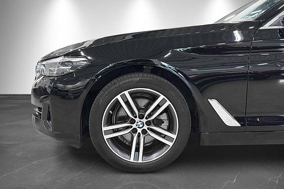 BMW 520d 2 of 29