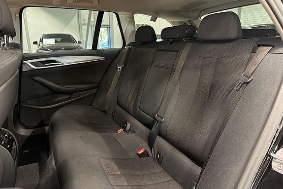BMW 520d 26 of 29