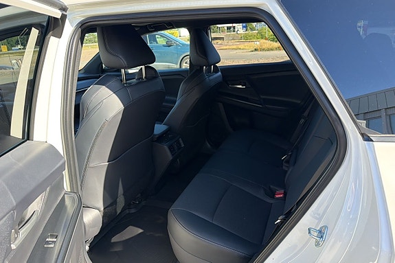 Subaru E-Outback 7 of 8