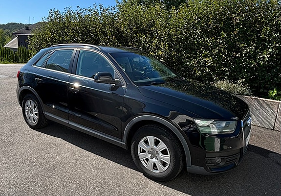 Audi Q3 3 of 9