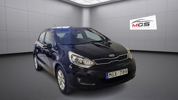 Kia Rio 2 of 23