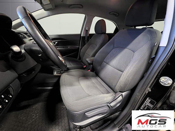 Kia Rio 15 of 23