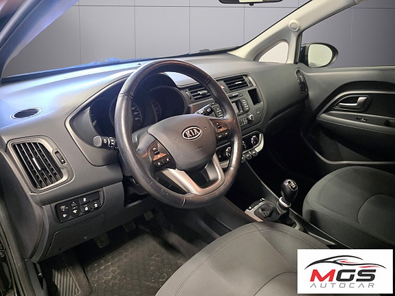 Kia Rio 16 of 23