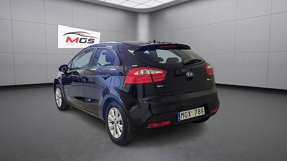 Kia Rio 4 of 23