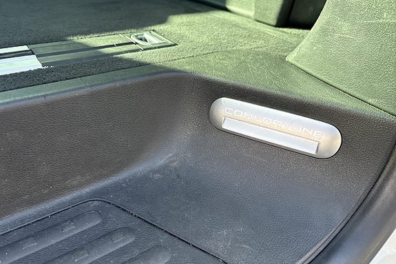 Volkswagen Multivan 21 of 24