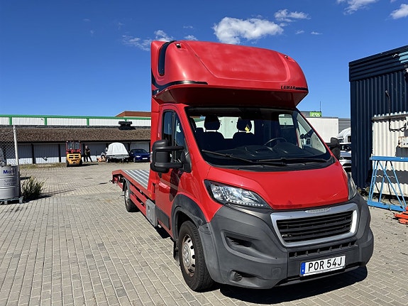 Peugeot Boxer 2 of 13