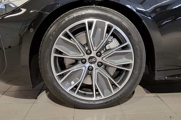 Audi A5 3 of 20