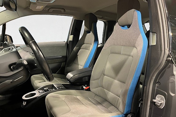 BMW i3 3 of 17