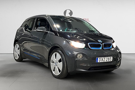BMW i3 9 of 17