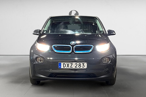 BMW i3 10 of 17