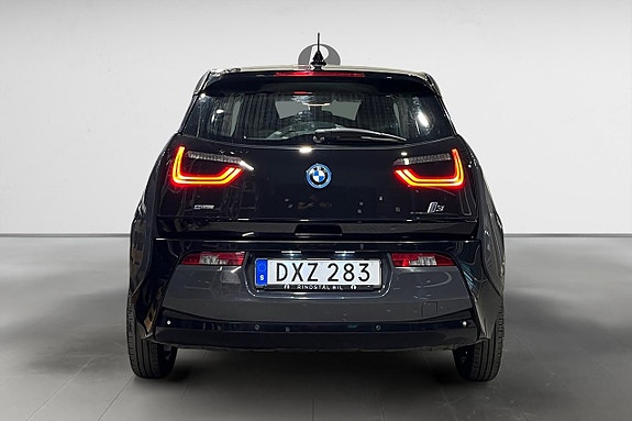 BMW i3 6 of 17