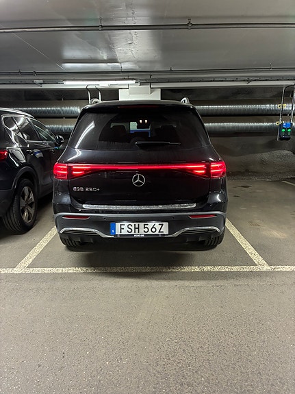 Mercedes-Benz EQB250+ 4 of 4