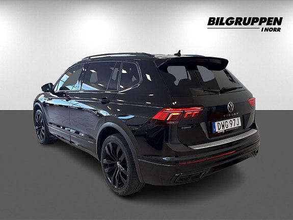 Volkswagen Tiguan Allspace 6 of 17
