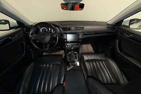 Skoda Superb 14 of 25