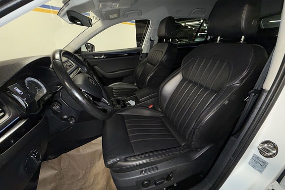 Skoda Superb 17 of 25