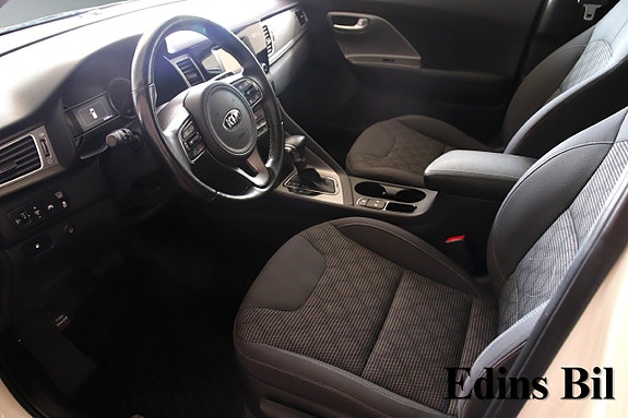Kia Niro 2 of 8