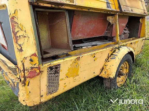 Kompressor Atlas Copco Deutz motor 15 of 17