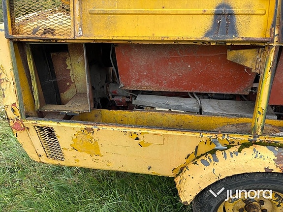 Kompressor Atlas Copco Deutz motor 13 of 17