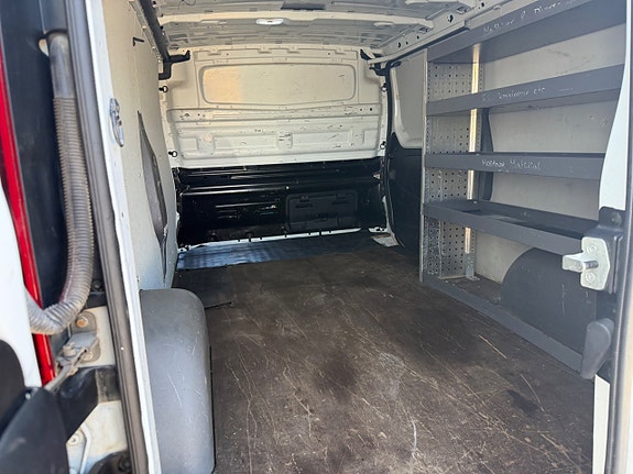 Renault Trafic 7 of 7