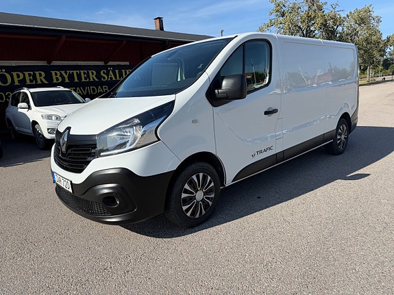 Renault Trafic 2 of 7
