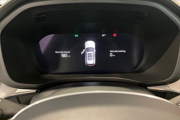 Volvo XC60 16 of 22