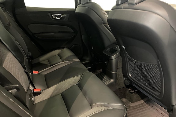 Volvo XC60 9 of 22